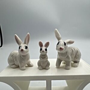 Vintage‎ MCM White Bunny Rabbit Family 3 Figurines Hand Painted Miniature Mini